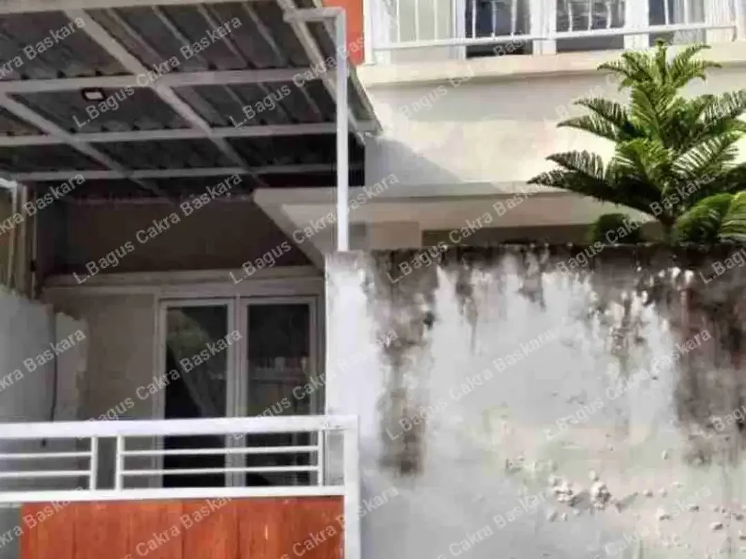 Disewakan Rumah  Minimalis Lt 2
Grand Srikandi, Munggu Badung - Image 1 of 10