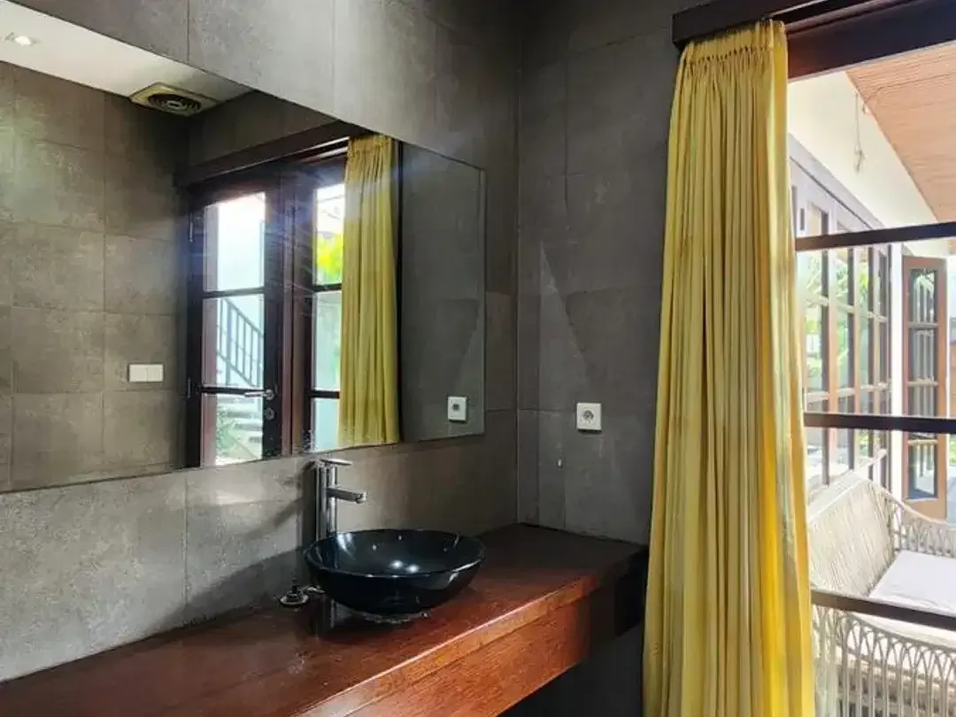 Villa Design Tropical disewakan di Kerobokan. - Image 10 of 10