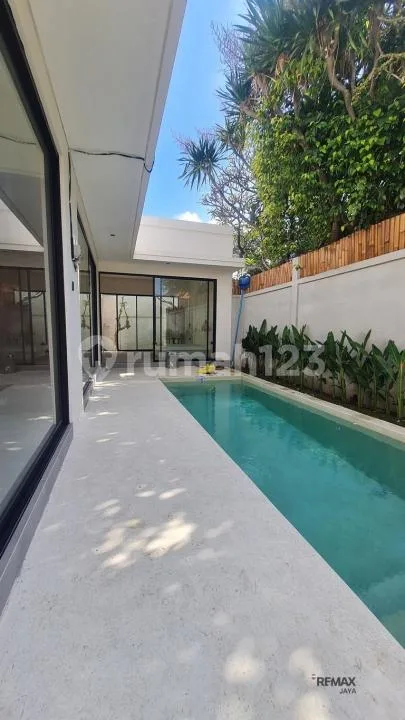 Villa 2 Kamar Tidur Disewakan di Denpasar Barat - Dekat Seminyak - Image 3 of 4