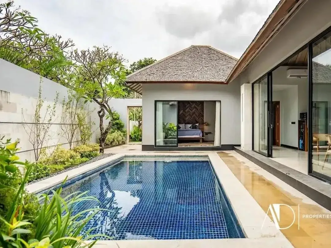 FREEHOLD/LEASEHOLD | FULLY FURNISHED 2-BEDROOM VILLA IN PRIME SEMINYAK - Image 2 of 10