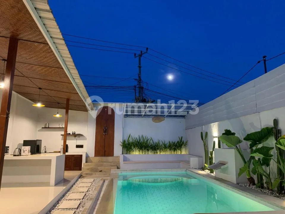 Stylish Tropical Sanctuary Move-In Ready 1-Bed Pool Villa In Padonan Canggu Fully Furnished This Property Offer An Exceptional Amount Of Space Comfort And Privacy - Image 4 of 4