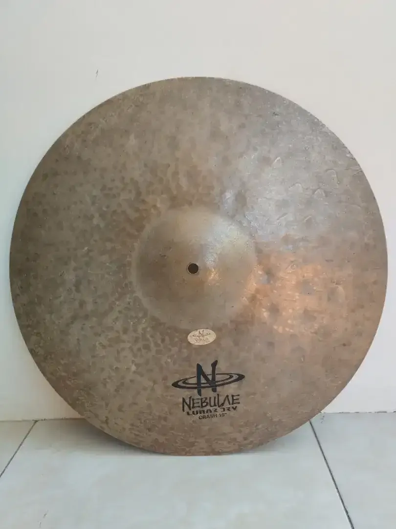 CYMBAL BEKAS MURAHHH SOUND GURIH
NEBULAE LUNAR DRY CRASH 19 - Image 1 of 5