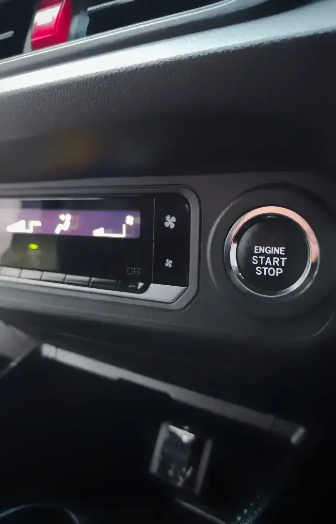 Toyota Agya 1.2 G CVT 2024 Grey - Image 6 of 10