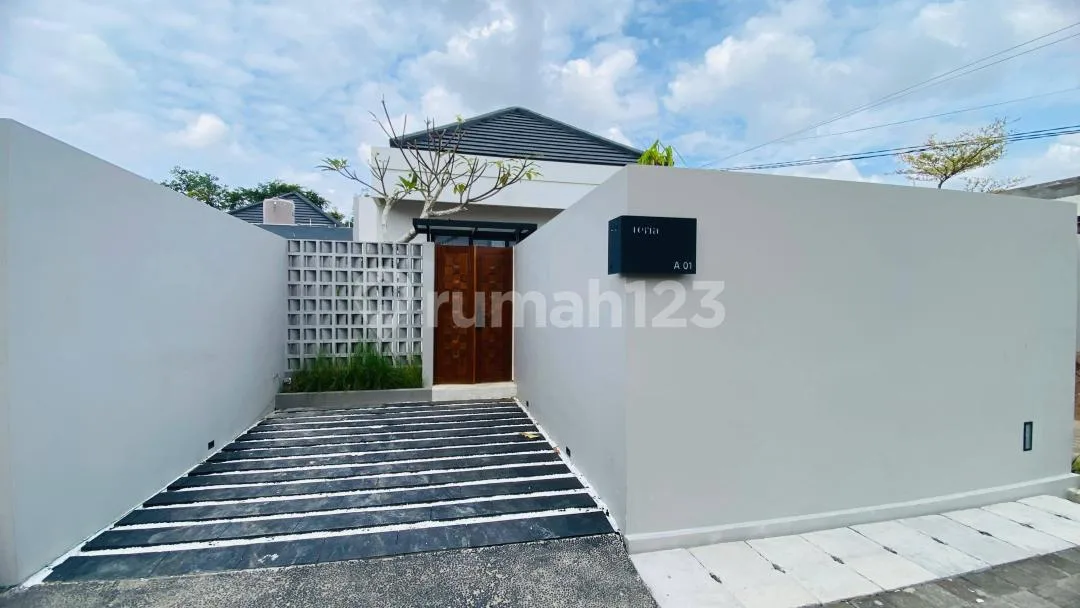 Rumah Dekat Pantai Jimbaran di Kedonganan, Badung. Tingal 1 Unit - Image 1 of 4