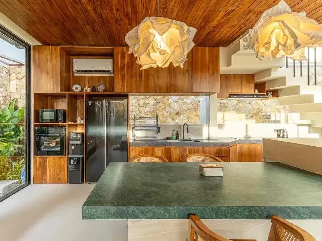 FOR SALE / FREEHOLD & LEASEHOLD

BRAND NEW LUXURY TROPICAL VILLA — SEMINYAK, BALI - Image 5 of 10