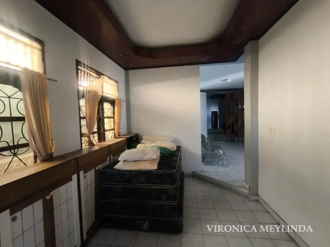 RUMAH 2 LANTAI DIJUAL – SUMERTA KLOD, DENPASAR TIMUR. - Image 5 of 10