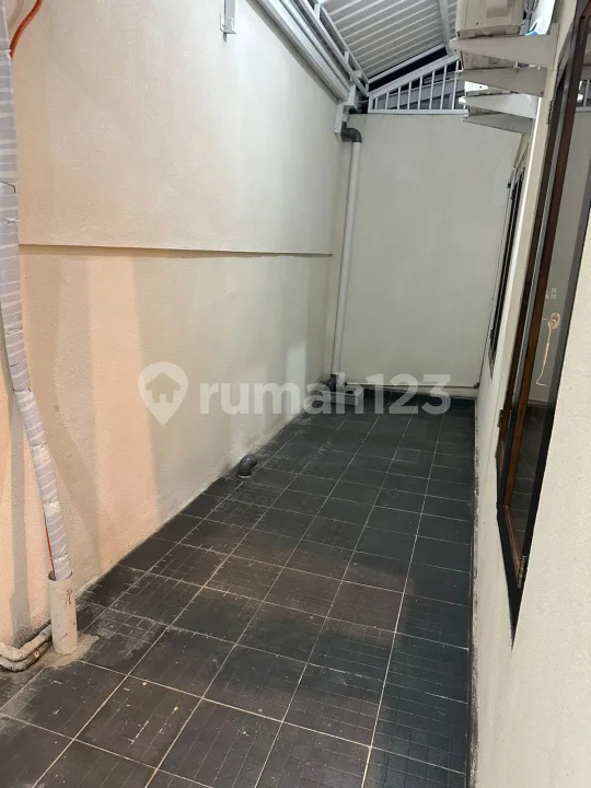 Rumah 2 LT di Kerta Dalem Mansionone Gate Sytem 24 Jam - Image 4 of 4