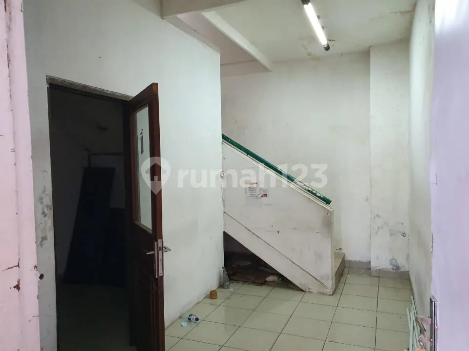 Ruko Dijual Lokasi Strategis Pusat Kota - Image 4 of 4