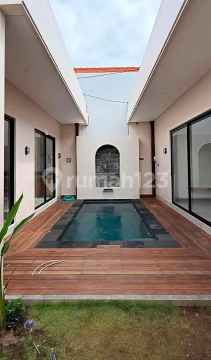 Brandnew Nonefurnished Villa Near To Seseh Beach - Image 2 of 4