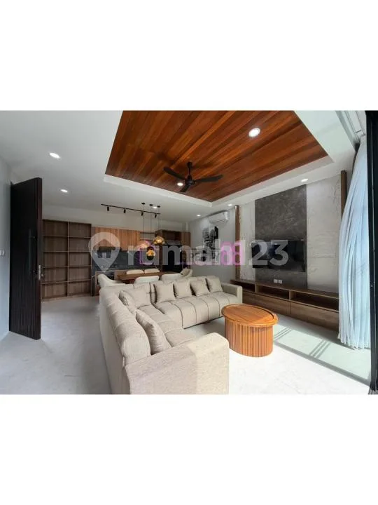Villa Modern Baru dengan Kolam Renang Pribadi di Padonan Canggu - Image 3 of 4