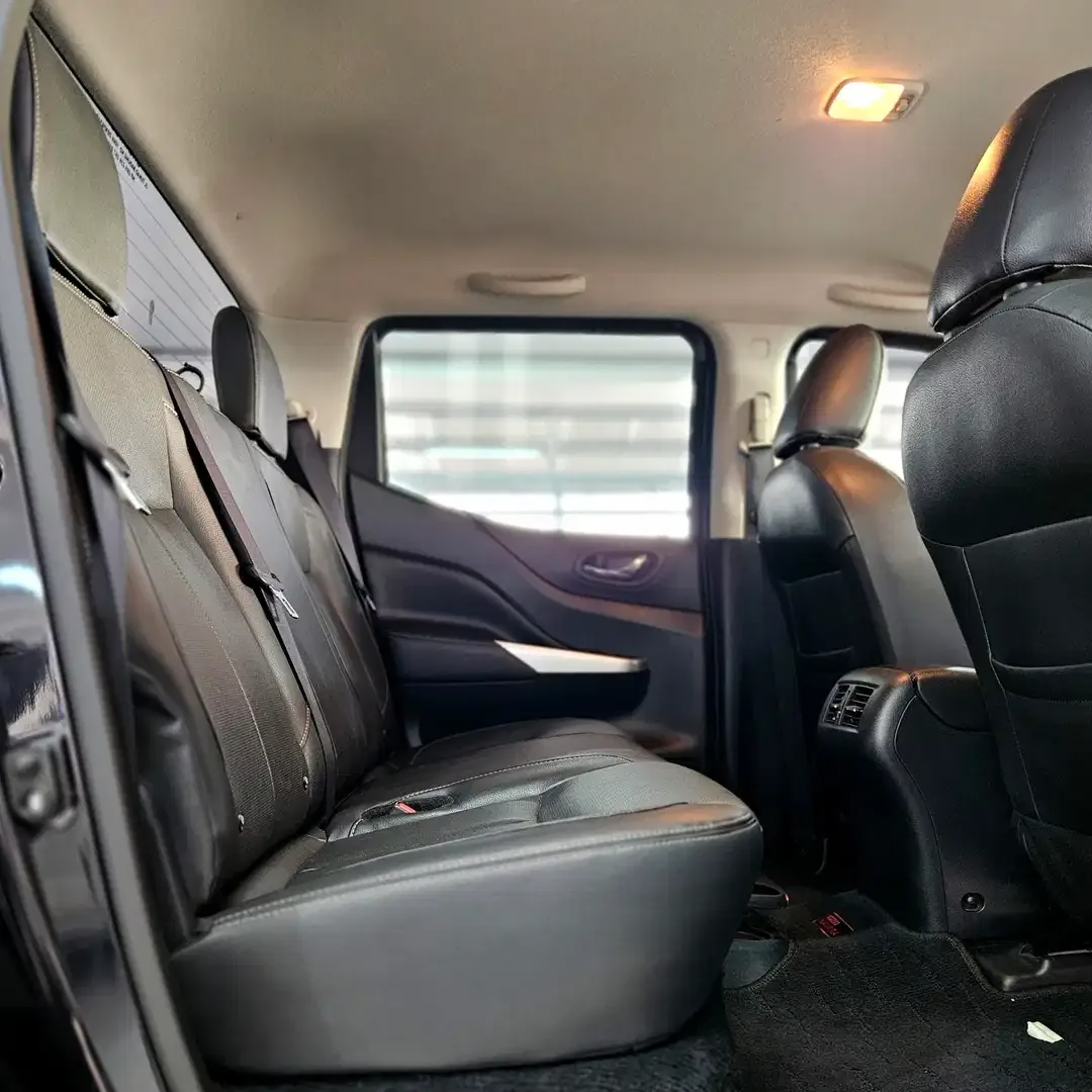 [2020] DP 45jt! Nissan Navara VL 4x4 2.5 diesel at 2020 asliDK bk 2021 - Image 7 of 10