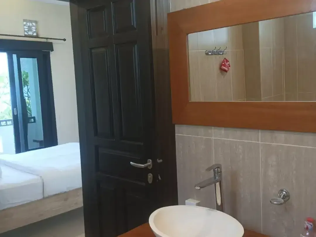 Luxury 3BR Villa in Prime Pererenan Location - Image 4 of 10