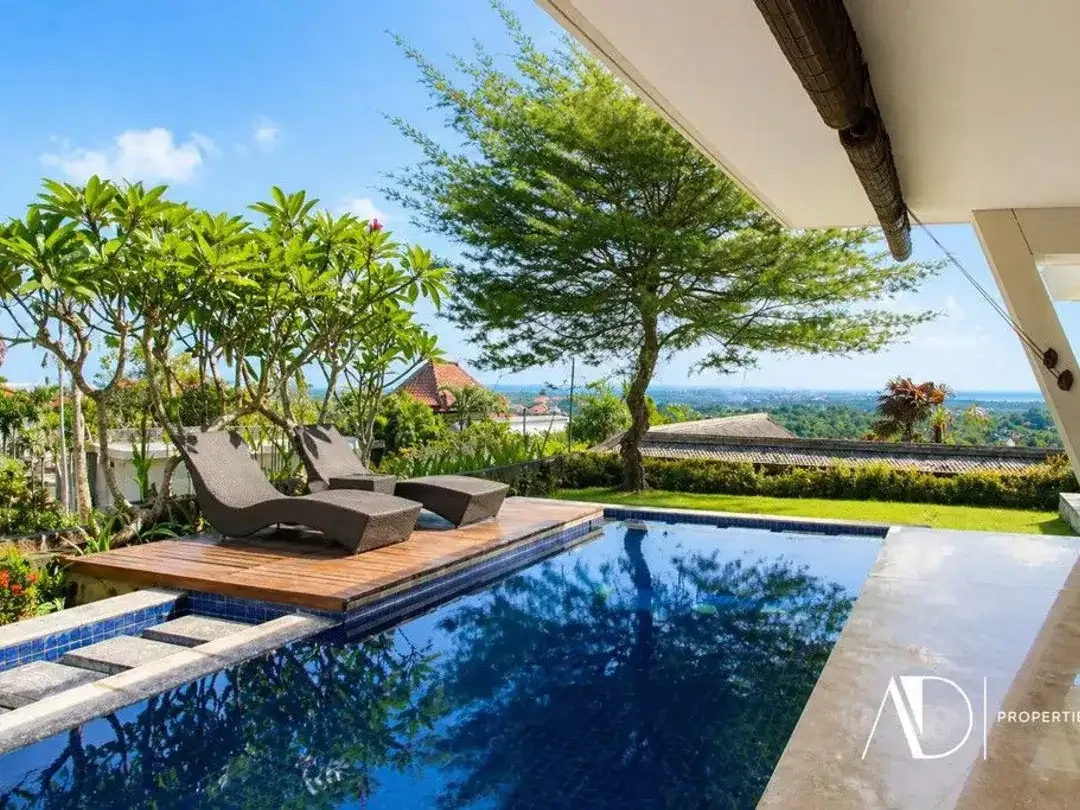 FREEHOLD | SEA VIEW 3-BEDROOM VILLA IN GOA GONG - JIMBARAN - Image 1 of 9