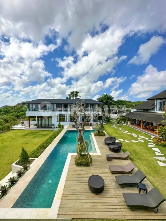 Villa Mewah dengan Los Ocean View di Pecatu - Image 1 of 4