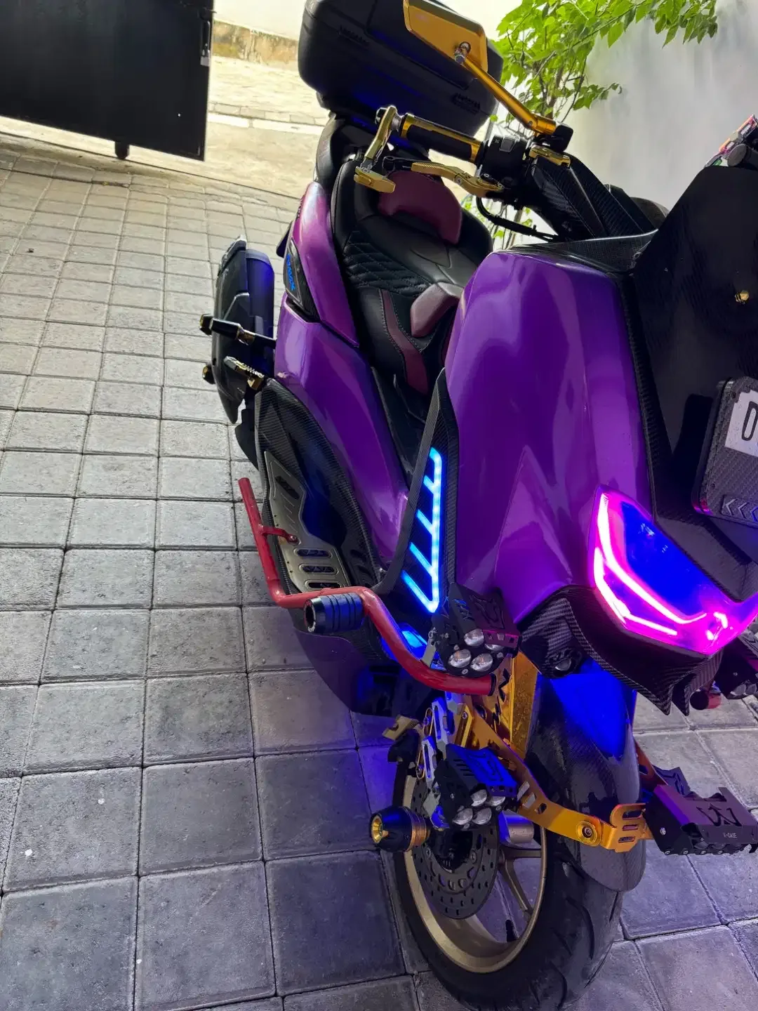Yamaha NMAX Full Modifikasi KM 10.000 Canggu - Image 1 of 10