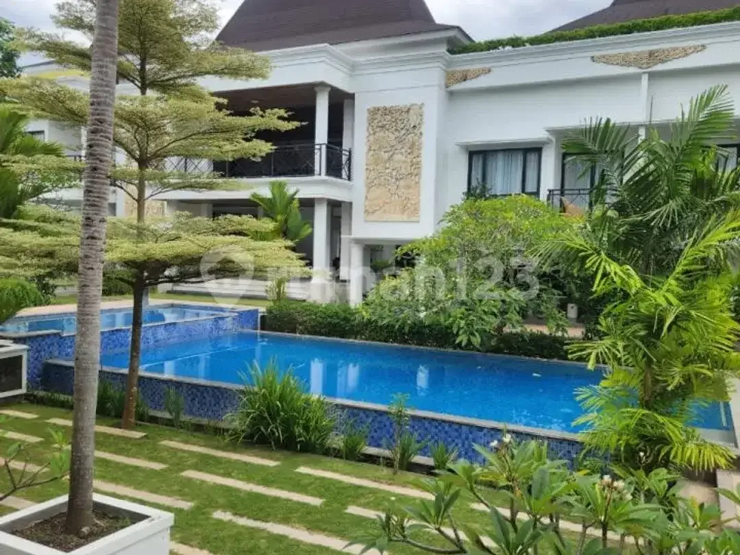 Luxury Villa Modern Contemporer Style In Pantai Balangan - Image 3 of 5
