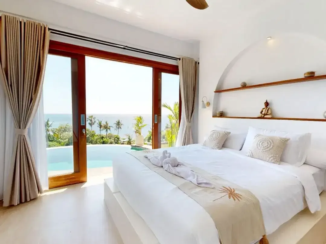 VILLA FOR SALE IN LIPAH, BUNUTAN, ABANG – 180° SEA VIEW & PRIVATE INFINITY POOL - Image 3 of 10