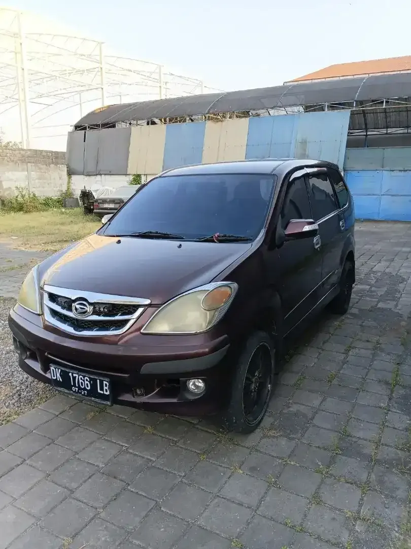 Daihatsu Xenia 1.3 Xi Manual 2011 Merah - Image 2 of 8