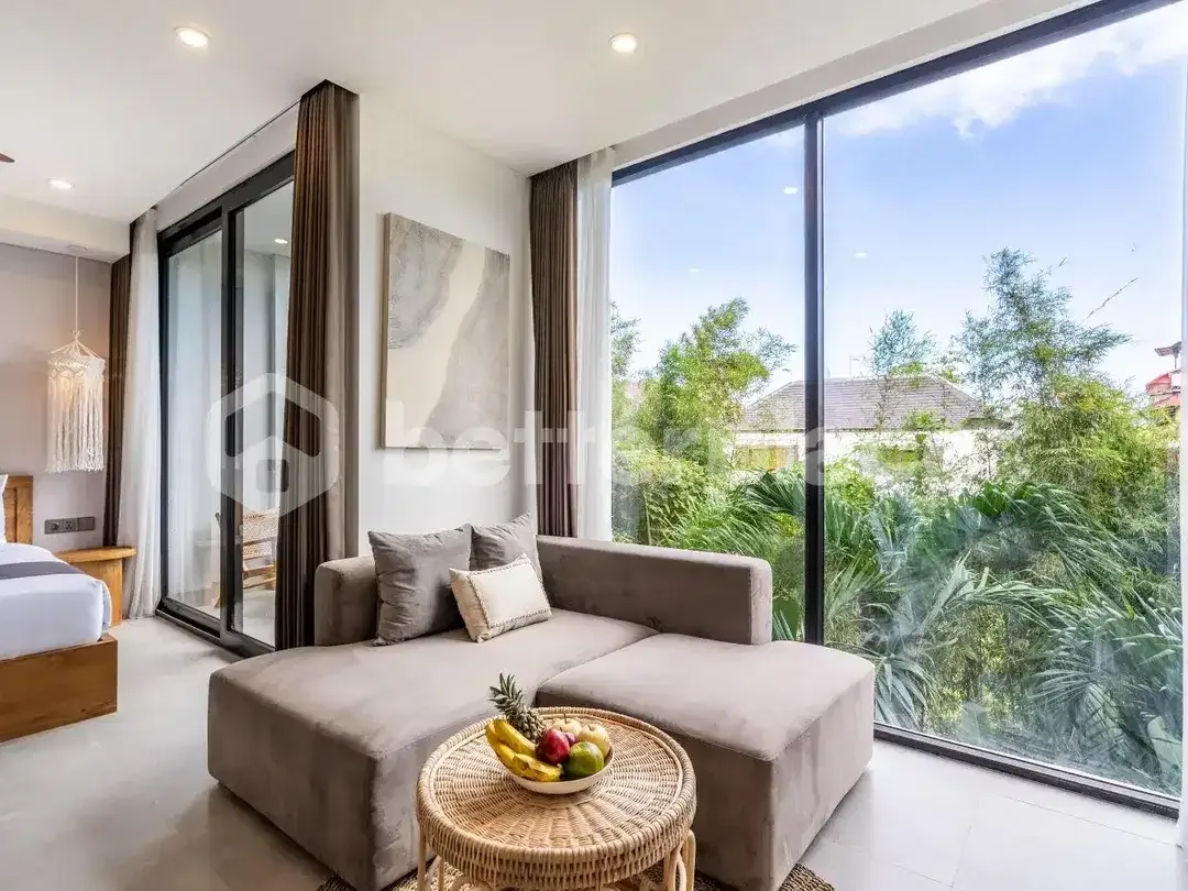 Modern 1-Bedroom Apartment in the Heart of Batu Bolong, Canggu - Image 2 of 10