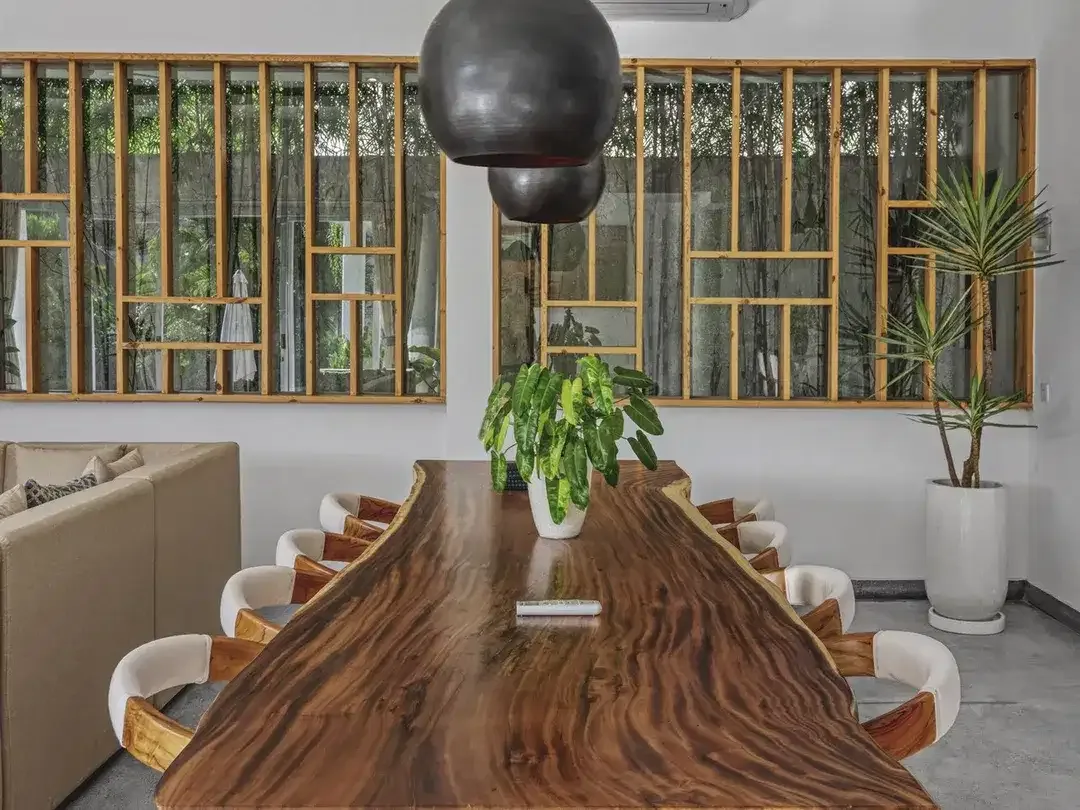 Leasehold - Stunning 5-Bedroom Luxury Villa with Ocean View in Canggu - Image 4 of 10
