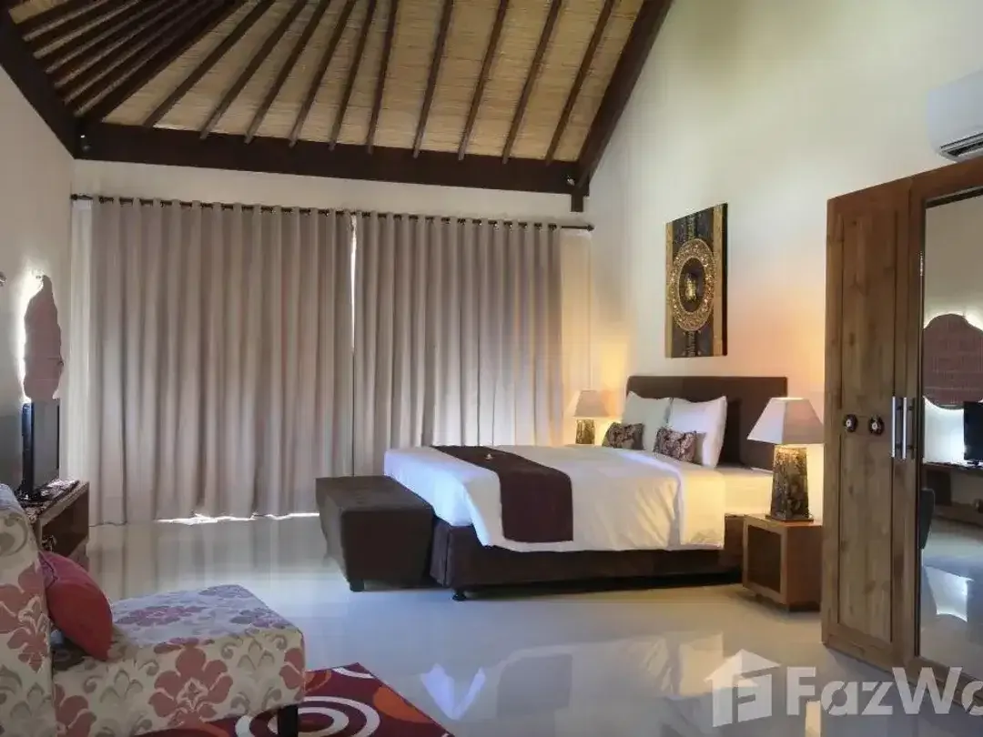 4 Bedroom Villa for sale in Seminyak, Bali - Image 6 of 10