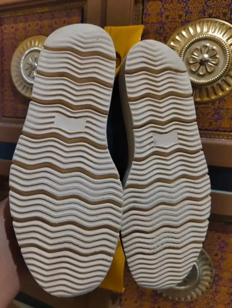 Sepatu Kulit Renoma Paris size 39 Original - Image 7 of 8