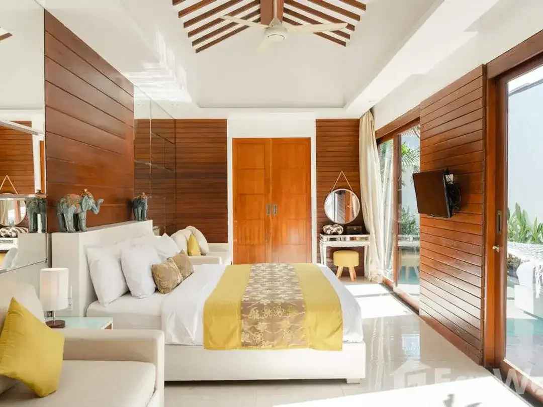6 Bedroom Villa for sale in Kuta, Bali - Image 5 of 10