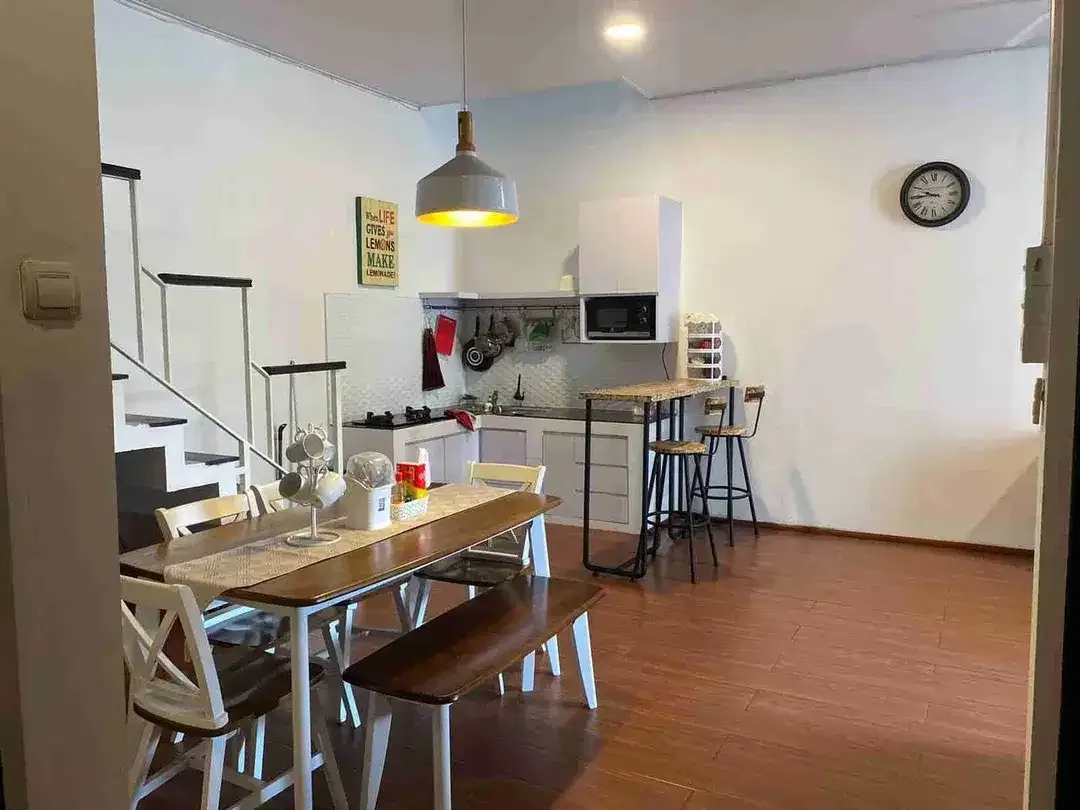 Rumah Modern Minimalis 2 Lantai Dekat Pantai Canggu - Image 2 of 10