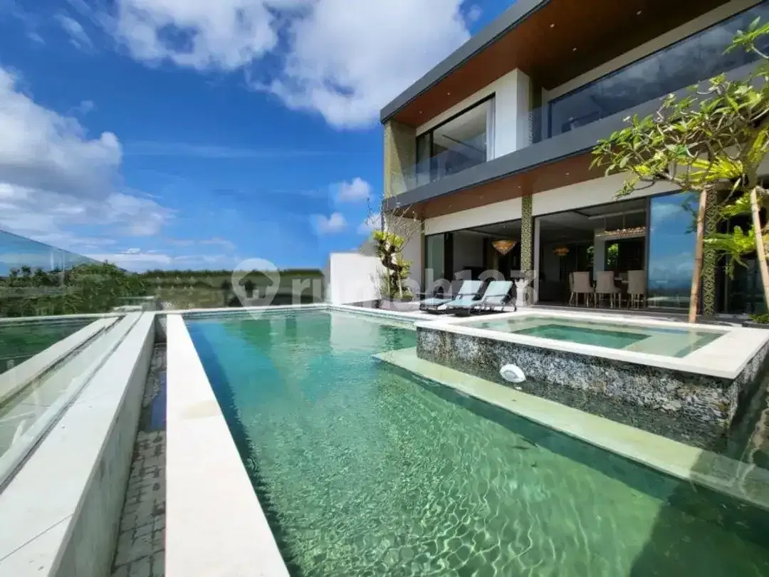 Dijual Luxury Villa di Jimbaran dengan Pemandangan Bandara yang Spektakuler, Laut, Tol dan Gunung - Image 2 of 5