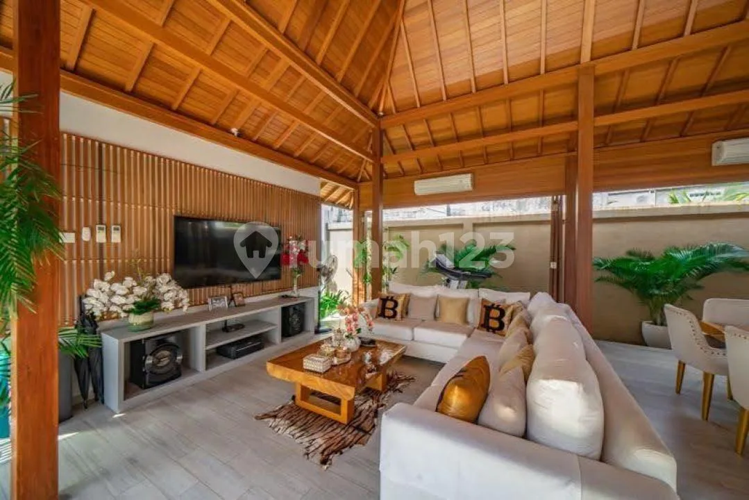 Dijual Villa Kerobokan - Image 2 of 4