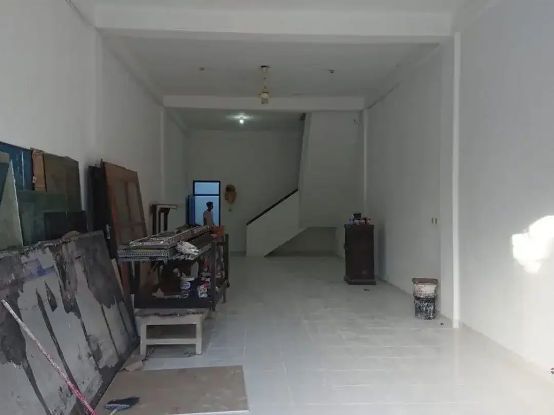 Ruko Premium di Pinggir Jalan Utama Disewakan di Bypass, Tuban - Image 3 of 5