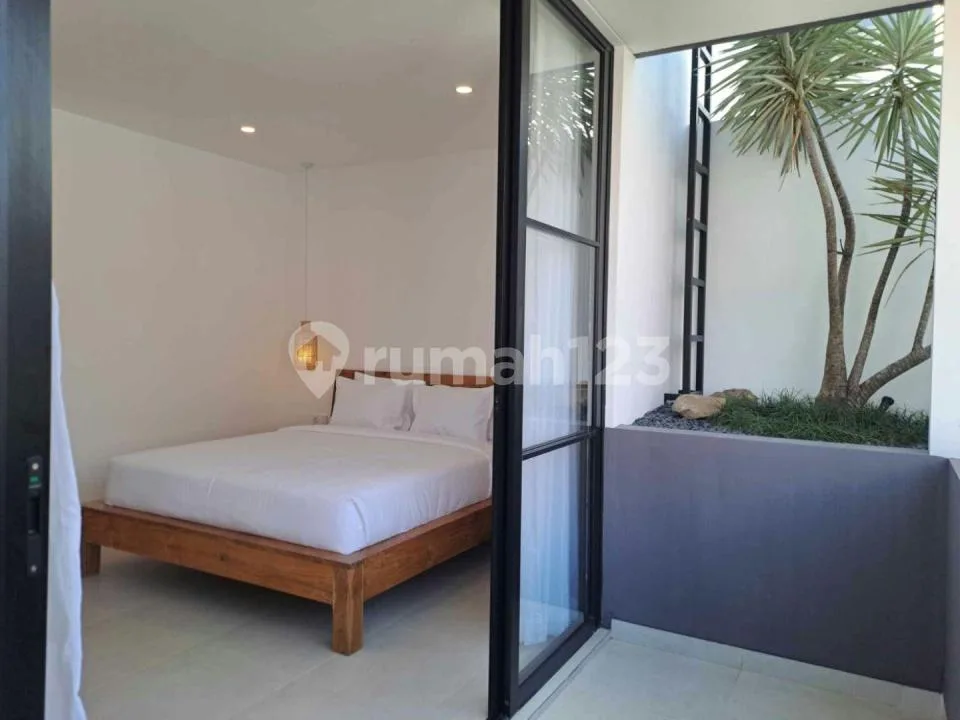 Villa Modern 2 Kamar Tidur, Fully Furnished, Siap Huni di Canggu - Image 4 of 4