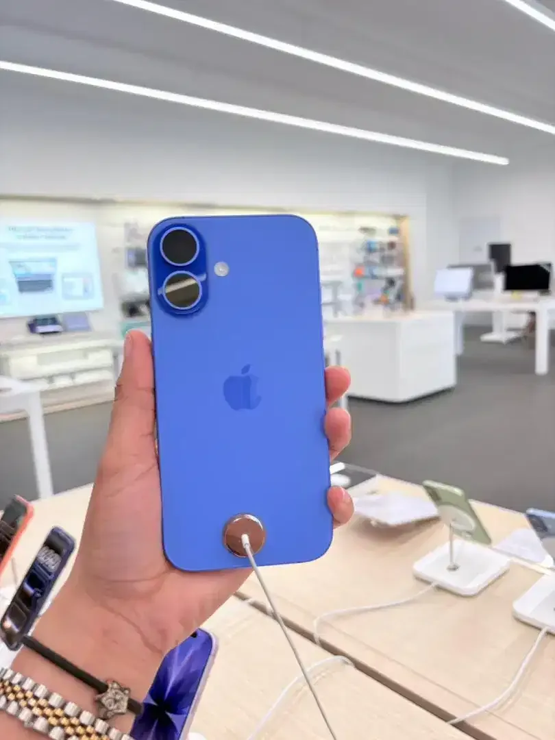 Bisa kredit iPhone16 basic bisa cash dan kredit syarat KTP - Image 1 of 1