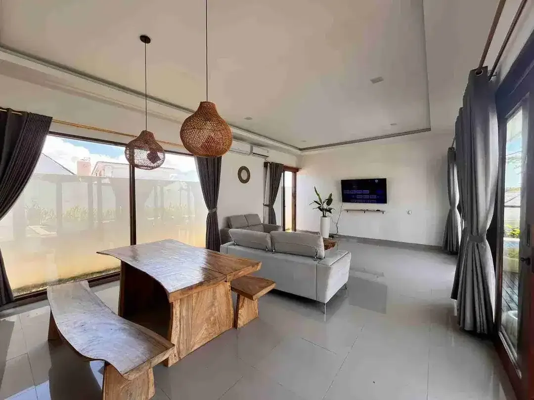 Villa Mewah Kutuh Nusa Dua Jalan Gayangsari - Image 5 of 10
