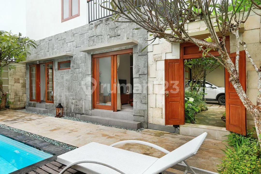 Brand New 3 Bedrooms Villa In Jimbaran Bawah - Image 2 of 4