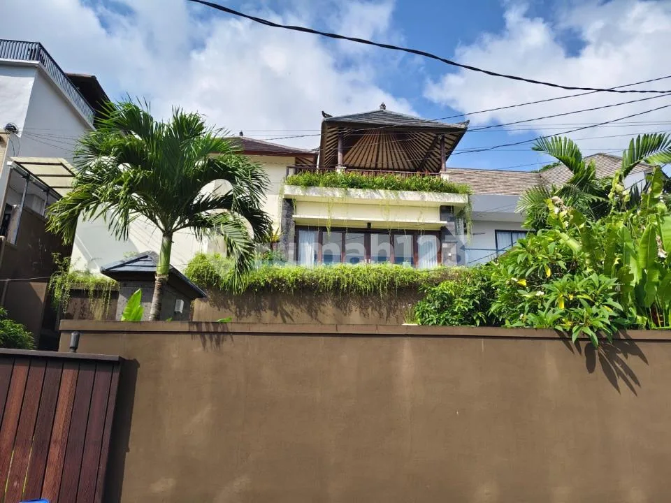 Dijual Villa di Ungasan Kuta Selatan - Image 1 of 4