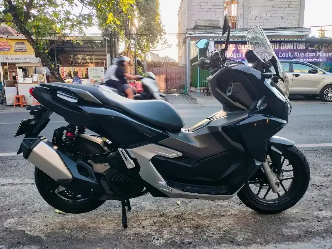 Adv 160 hitam Deva motor - Image 1 of 7