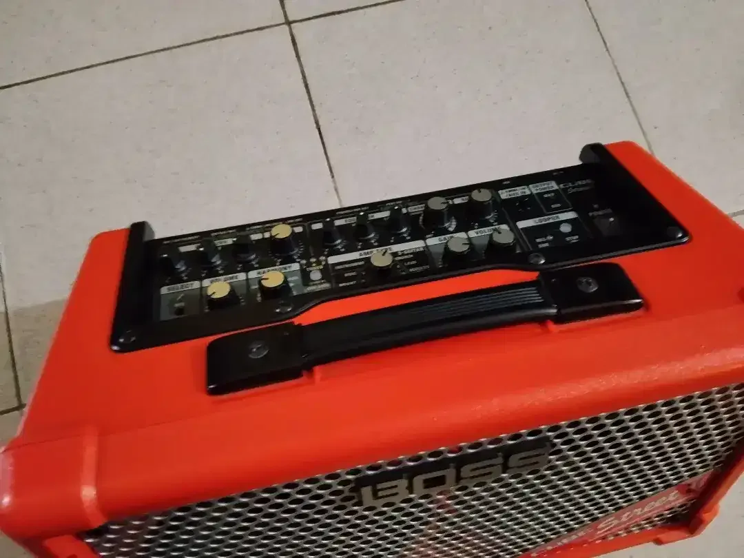 Ampli Gitar+Vokal BOSS Cube Street II RED - Image 3 of 5
