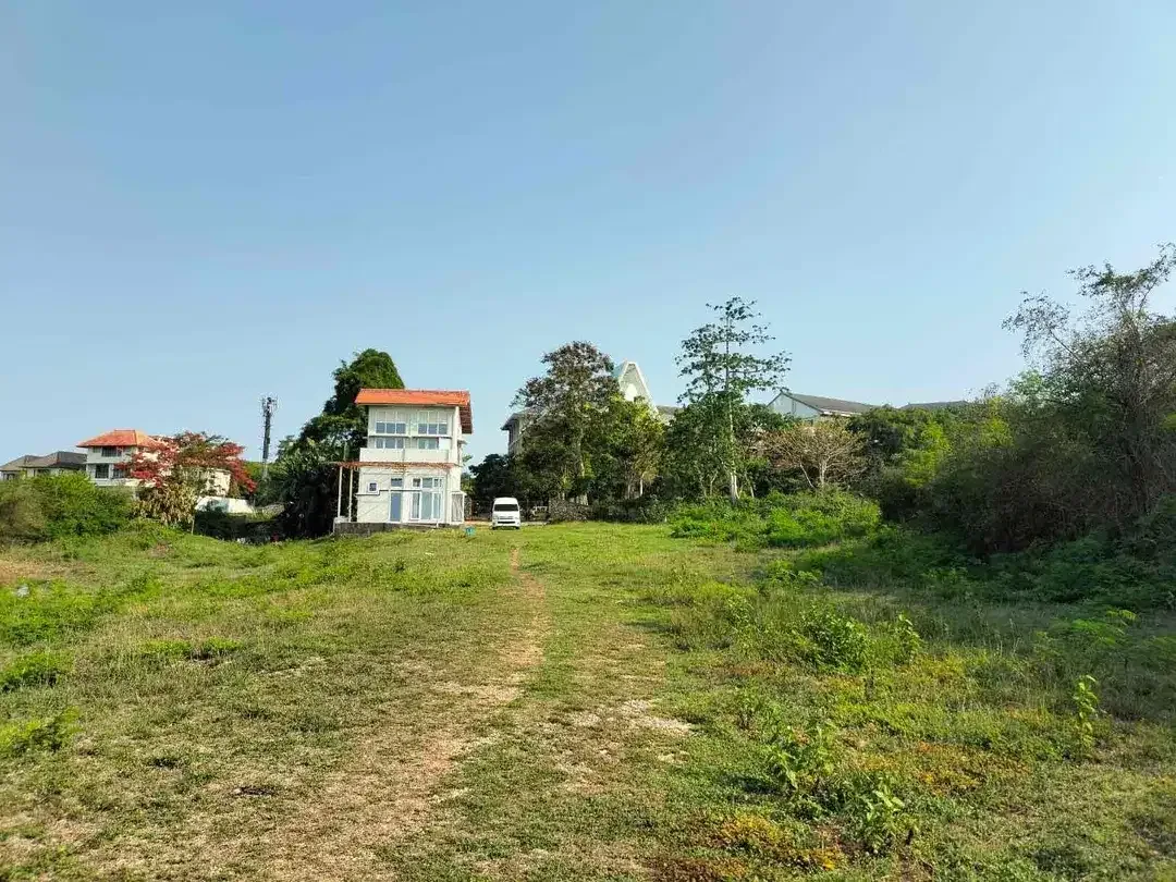 Dijual Tanah Los Tebing Berliannya Pecatu
Lokasi - Jalan New Kuta Raya - Image 2 of 9