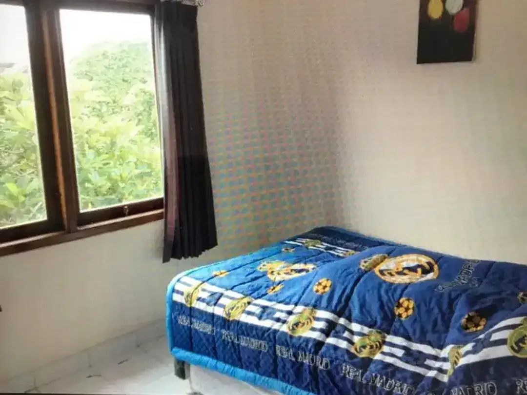 DIJUAL RUMAH FULLY FURNISHED 4 KAMAR. TIDUR SIAP HUNI KAMPIAL NUSA DUA - Image 5 of 10