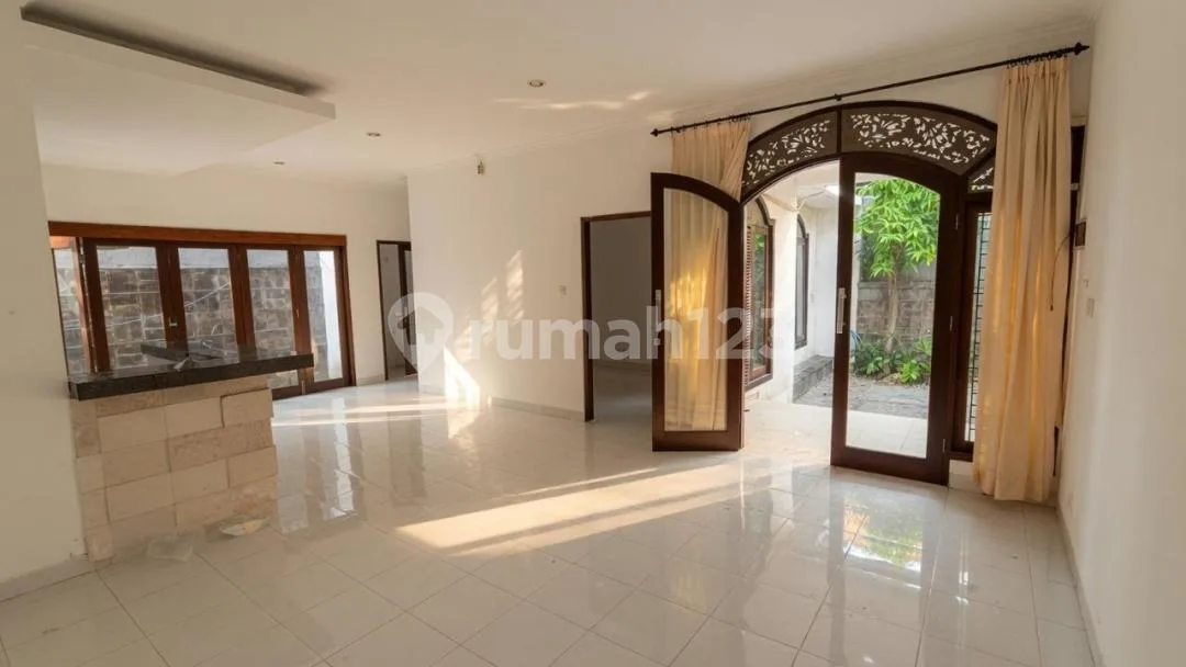Rumah Cantik, Luas 2 Kamar, 1 Lantai, Unfurnished Renon - Image 3 of 4