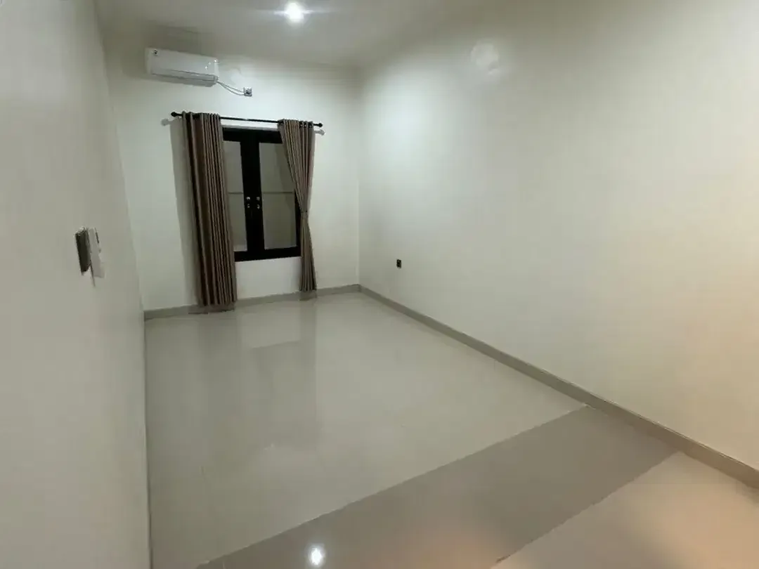 RUMAH SEWA 2 LANTAI FULL FURNISHED | PERUMAHAN ELITE DENPASAR SELATAN - Image 7 of 10