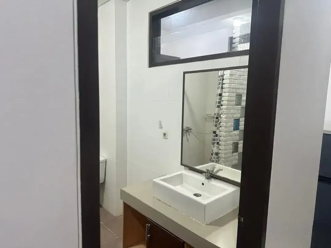 Nice Apartment in Kerobokan Bali near to Seminyak and Denpasar city - Image 6 of 10