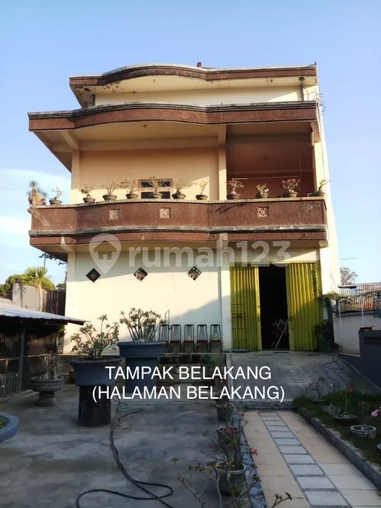 Turun Harga Dijual Bangunan Komersil Ruko di Singaraja - Image 1 of 4