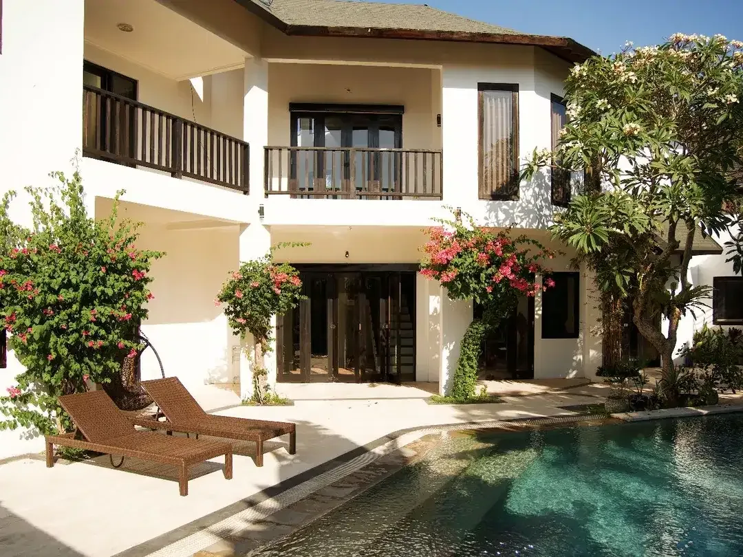 6-Bedroom Villa in Pererenan, Bali - Image 8 of 10
