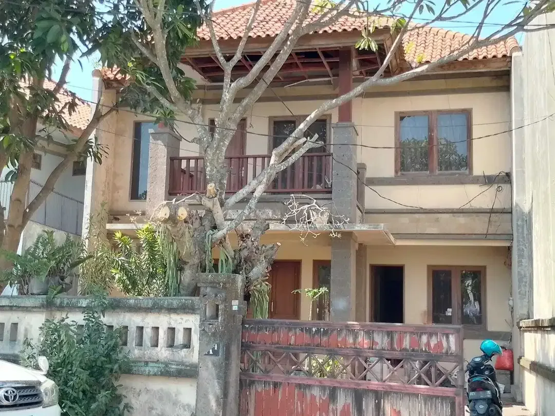 DiJUAL MURAH RUMAH DI DENPASAR BARAT - Image 1 of 10