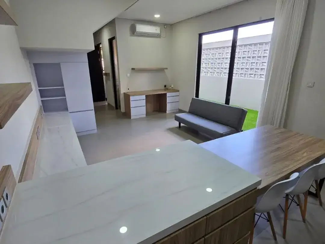 RUMAH 2 LANTAI FULLY FURNISHED DI JIMBARAN - Image 5 of 10