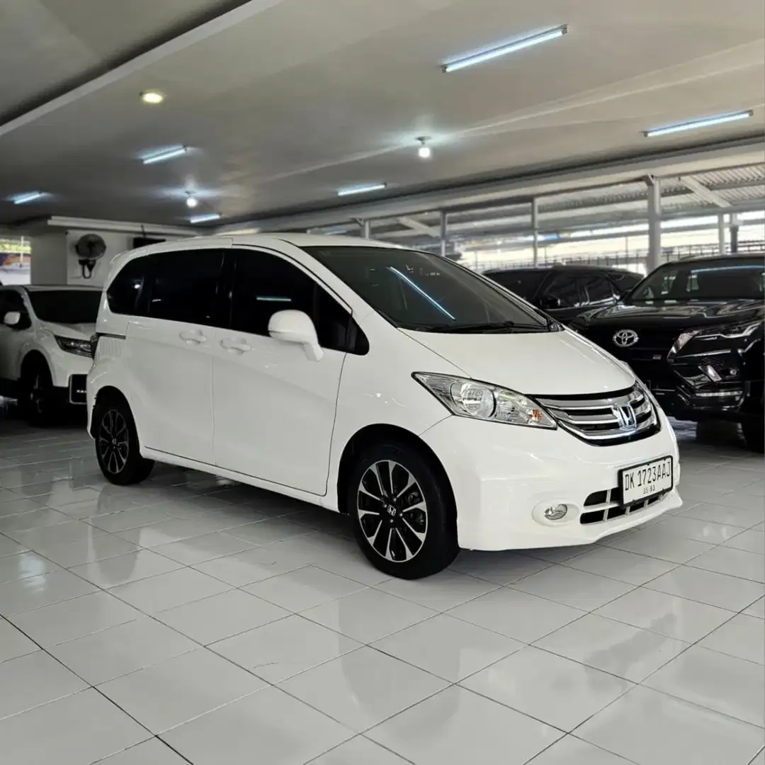 [2015] DP 20jt! Honda Freed PSD 1.5 at 2015 asliDK NIK 2014 LowKM 2016 - Image 1 of 10