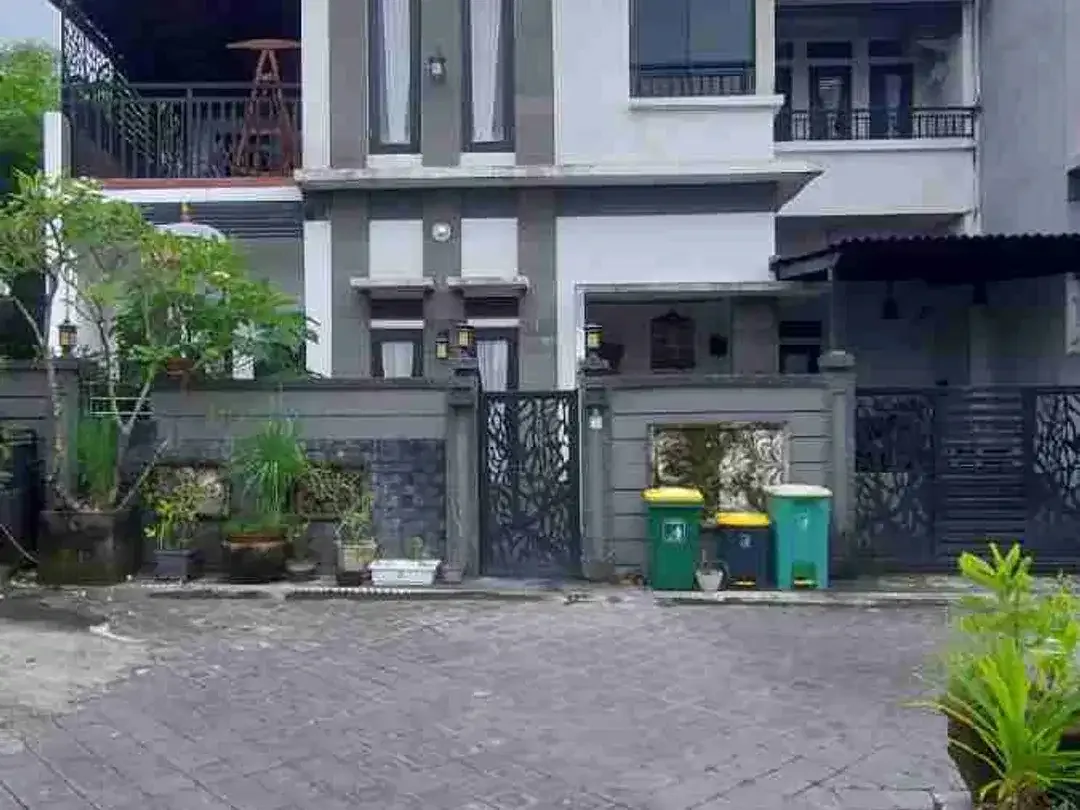 Rumah Modern Minimalis Cluster One Gate Padang Sambian - Image 1 of 9