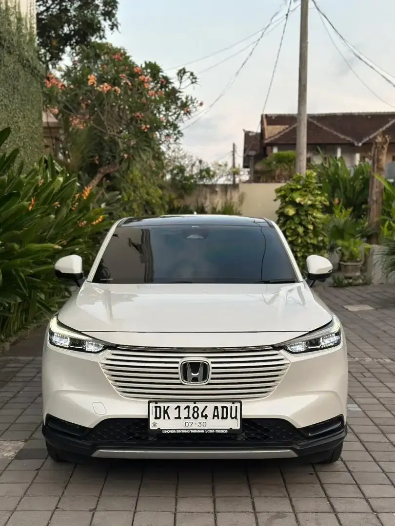 All New HR-V 1.5 SE Last Edition Panoramic 2025 Asli Bali ODO 2000 - Image 4 of 10
